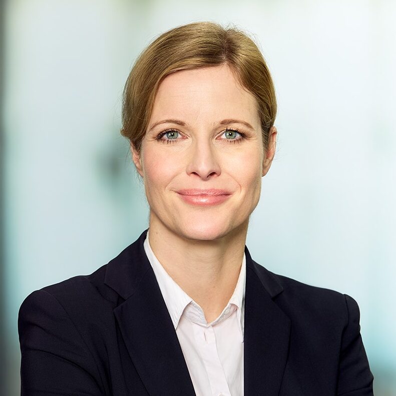 Miriam Broucek EY Law Attorney Rechtsanwalt Finance Banking Digital FinTech