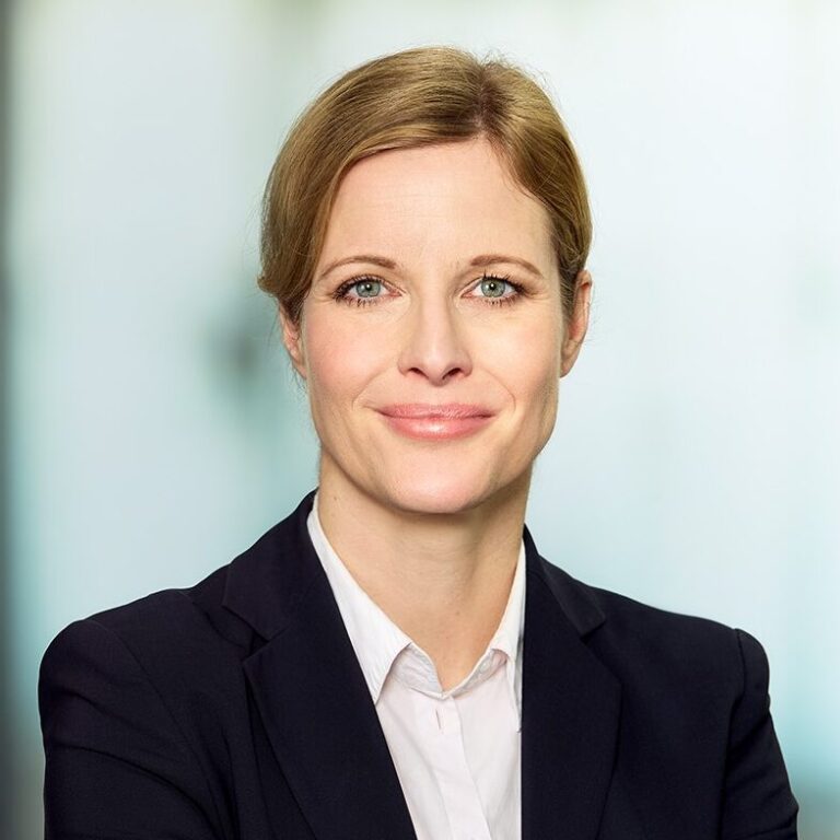 Miriam Broucek EY Law Attorney Rechtsanwalt Finance Banking Digital FinTech